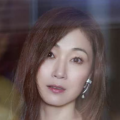 主演新剧《肯尼迪》聚焦著名政治家族 2 堪比时装周!